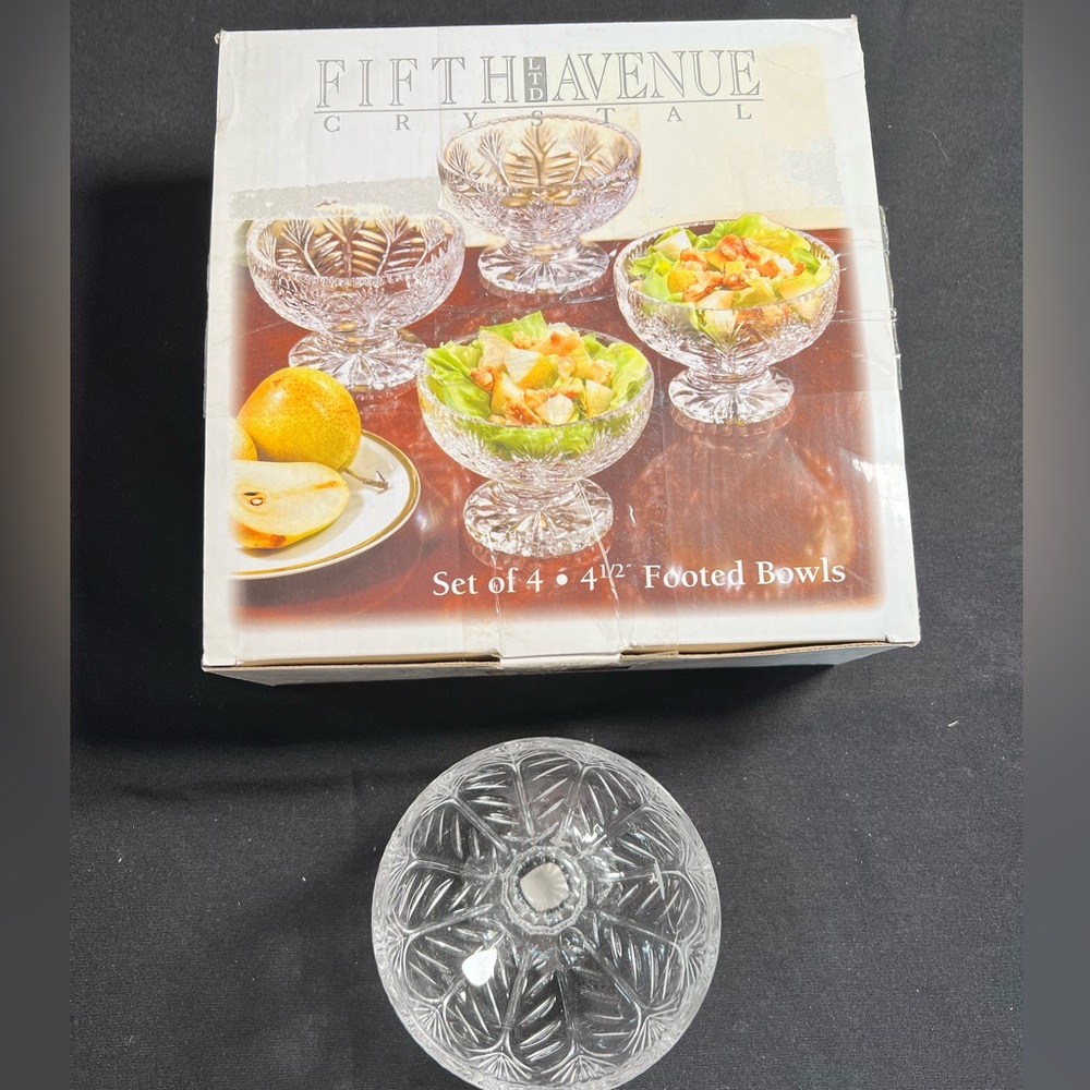 NWOT Fifth Avenue Crystal Set of Foote bowls